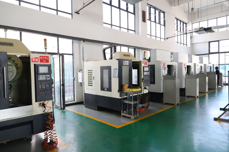 Luoyang Hypersolid Metal Tech Co., Ltd производственная линия производителя
