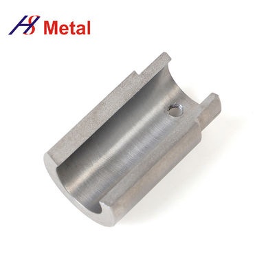 99.95% Molybdenum Products Sand Blasted Fabricated Parts For Chemical Industry